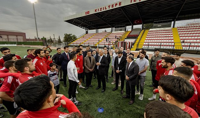 Galatasaray Başkanı Özbek'ten Mardin 1969 Spor'a ziyaret