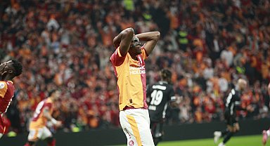 Galatasaray, sezonun ilk puan kaybını Beşiktaş derbisinde yaşadı