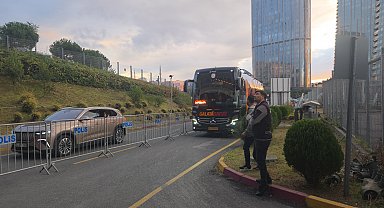 Galatasaray ve Beşiktaş, derbi için RAMS Park'a geldi