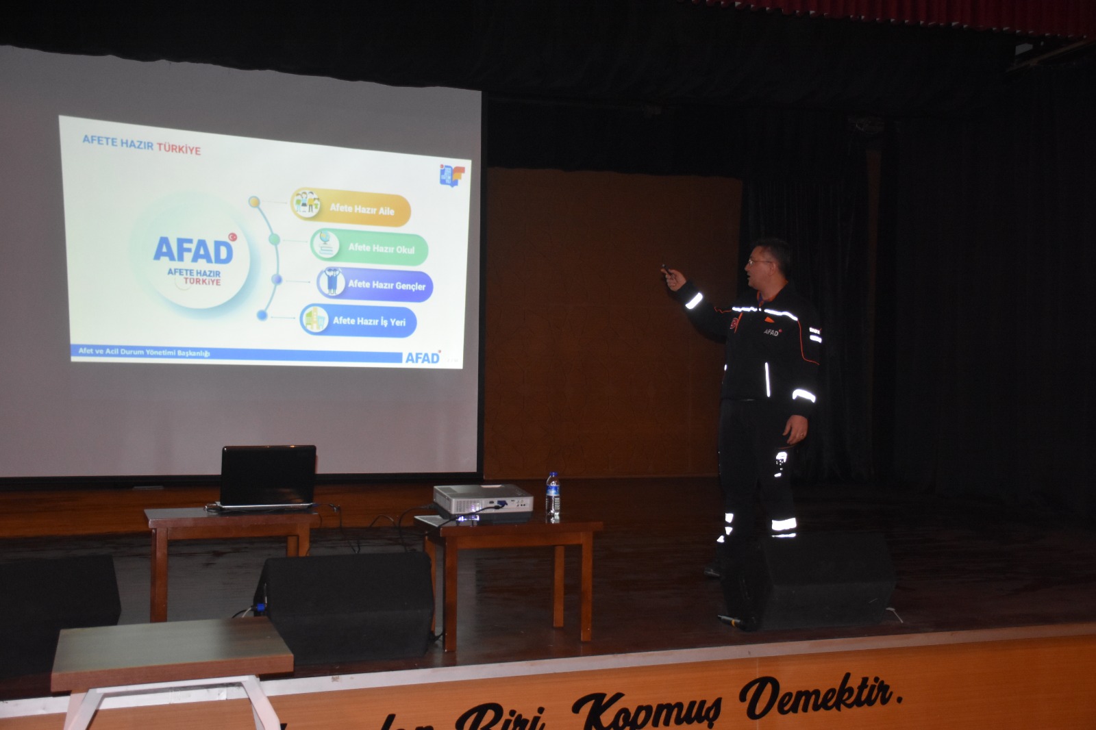 Gemlik Belediyesi’nde Birey ve Aileler için Afet Bilinci Eğitimi