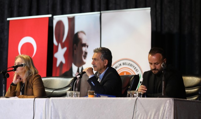 Gemlik Belediyesi’nde kayyum protestosu