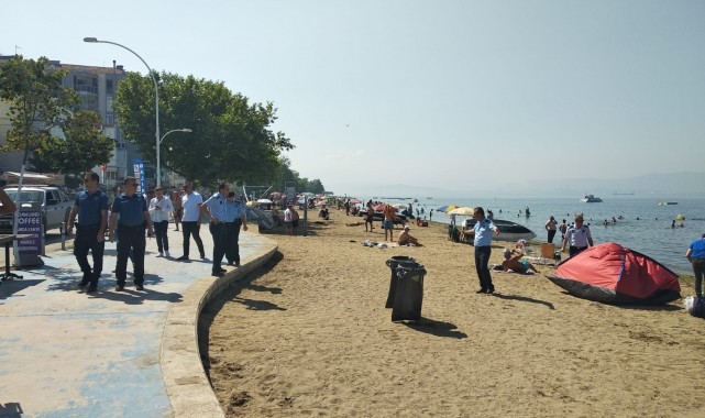Gemlik Belediyesi sahillerde düzeni sağlıyor