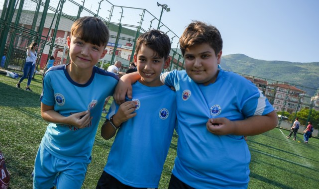 Gemlik Belediyespor yaz okulları yoğun katılımla başladı