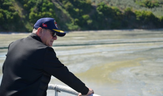 Gemlik Körfezi’nde müsilaj temizliği