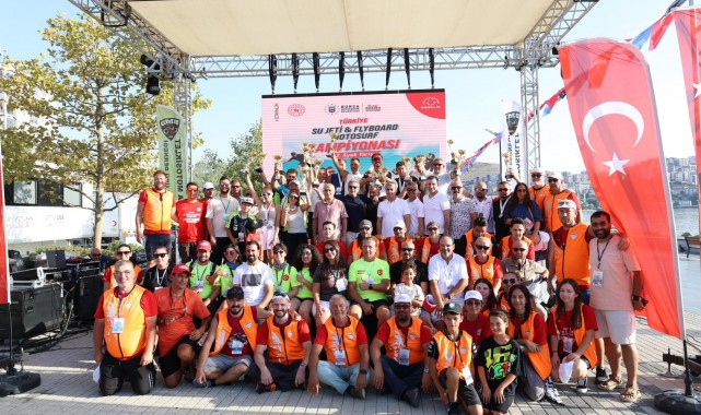 Gemlik'te Deniz Yarışları Nefes Kesti