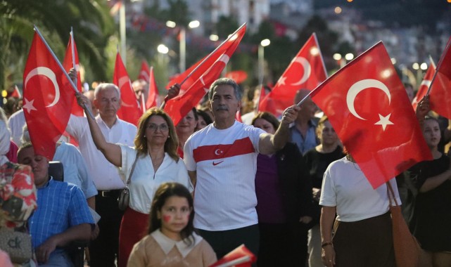 Gemlik'te Zafer Coşkusu