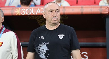 Göztepe'de Stoilov rüzgarı