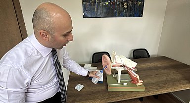 Hekimlerin iş gücünü azaltma hedefiyle, taşınabilir kulak temizleme kiti geliştirdi