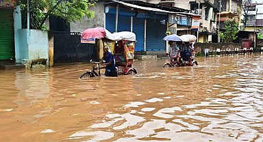 Hindistan'da sel: 18 ölü