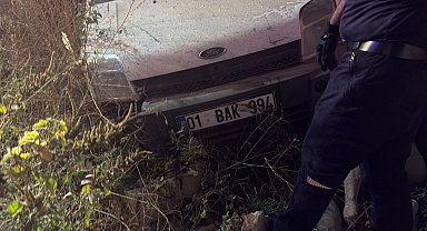 İki hafif ticari araç çarpıştı: 1 ölü, 2 yaralı