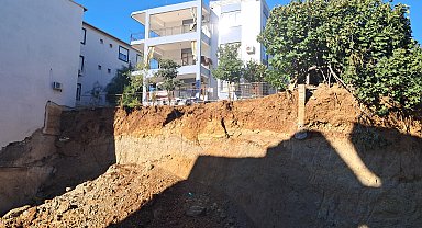 İnşaat alanında toprak kaydı, bitişikteki 2 katlı bina tahliye edildi