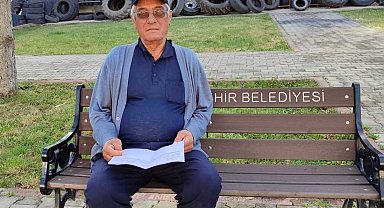 İsim benzerliği nedeniyle kayıtlara 'ölü' olarak geçti; yaşadığını ispatlamaya çalışıyor