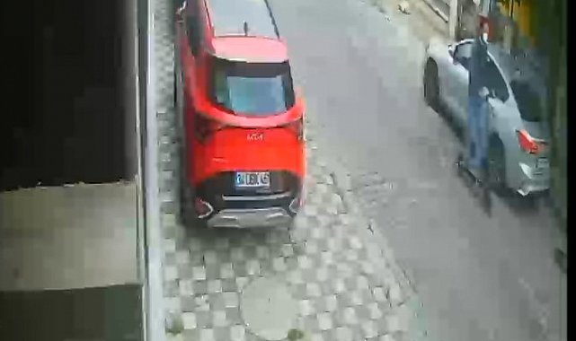 İstanbul - Avcılar'da 3 yıl önce zıpkın ve satırla yaraladığı abisini silahla öldürdü