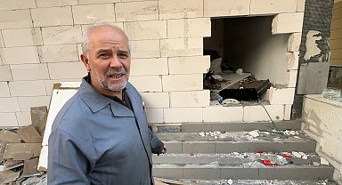 İstanbul- Avcılar'da evsizler tahliye edilen binanın duvarlarını kırıp içeri girdiler