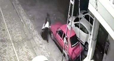 İstanbul - Avcılar'da otomobilden 20 bin lira değerindeki ses sistemini böyle çaldı