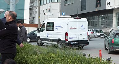 İstanbul- Esenyurt'ta çöp kamyonunun çarptığı kadının cenazesi Adli Tıp'tan alındı