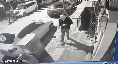 İstanbul- Gaziosmanpaşa sokak ortasında cinayet işleyen şüpheli kamerada