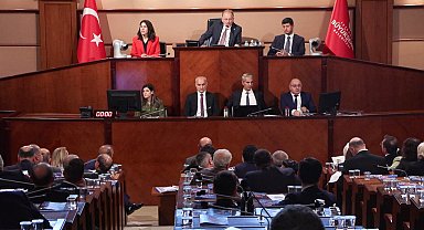 İstanbul- İBB Meclisi Gazze'ye insani yardım ve kardeş şehir protokolünü kabul etti