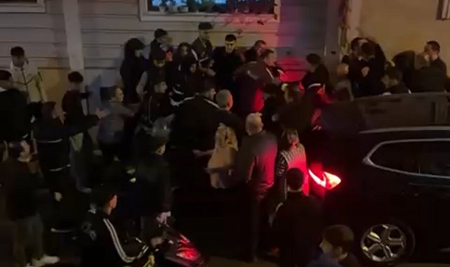 İstanbul - Kağıthane'de asker eğlencesinde kavga: Asker adayı tarafları tekmeyle ayırdı