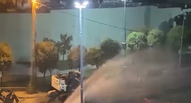 İstanbul - Kağıthane'de İSKİ çalışması sırasında ana isale borusu patladı