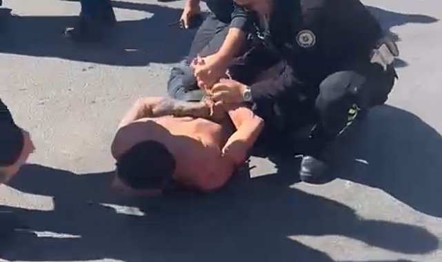 İstanbul - Küçükçekmece'de kaza yapan alkollü sürücü polise direndi