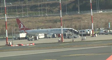 İstanbul - Küresel Sumud Filosu teknelerinde alıkonulan 137 kişi İstanbul'a geldi-2 Ek bilgiyle