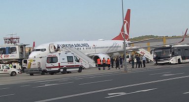 İstanbul - Özgürlük Filosu'nun 18'i Türk 94 aktivisti THY uçağıyla İstanbul'a geldi