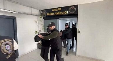 İzmir'de fuhuş operasyonunda 4 tutuklama