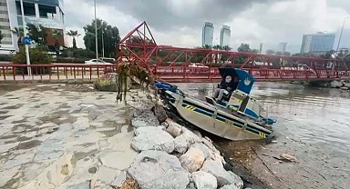 İzmir'de sağanak etkili oldu