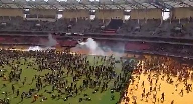 Kenya'da eski Başbakan Raila Odinga'nın cenaze töreninde ateş açıldı