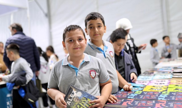 Kitap Limanı'na Öğrencilerden Yoğun İlgi