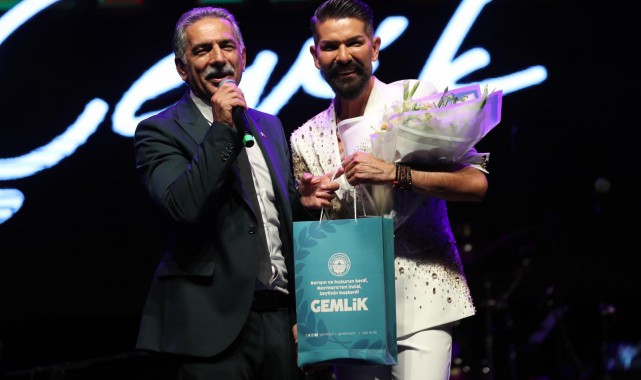 Kurtuluş Günü'nde Mehmet Çevik Fırtınası