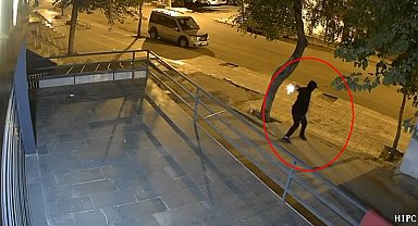 Kuyumcu dükkanına ateş açıp 100 bin dolar haraç istediler; saldırı kamerada