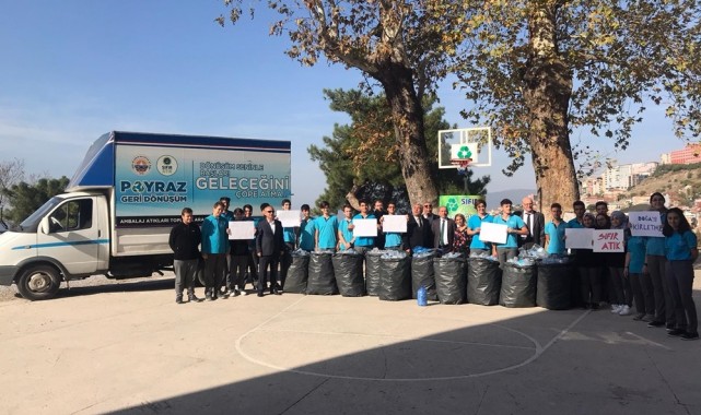 Lise öğrencilerinden geri dönüşüme büyük destek