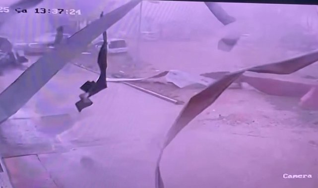 Lisenin çatısının uçtuğu anlar kamerada