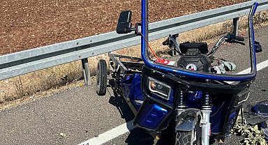 Mardin'de otomobil ile motosiklet çarpıştı: 1 ölü, 4 yaralı