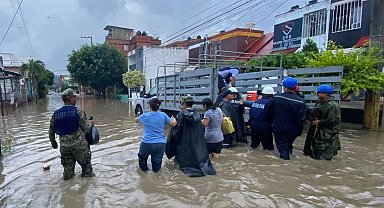Meksika'da şiddetli yağışlar nedeniyle hayatını kaybedenlerin sayısı 66'ya ulaştı