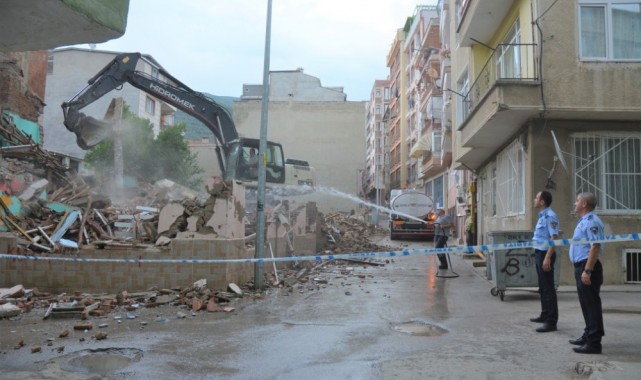 Metruk Binalar Yıkılıyor Gemlik Nefes Alıyor