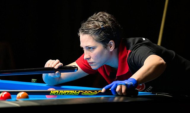 Milli bilardocu Sinem Kökten'den altın madalya