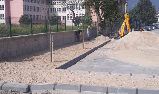 Milli Eğitim ve Körfez Ortaokulu’nda çevre düzenlemesi