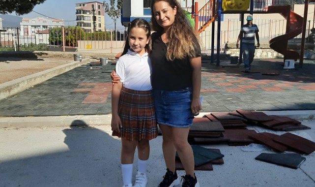 Minik Ada yazdı, Belediye yaptı