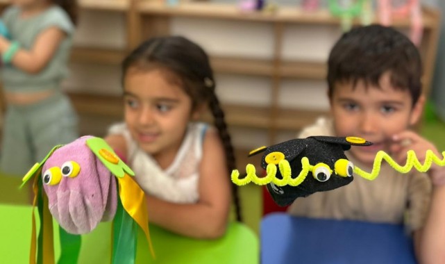 Minik Eller Yaz Okulu’nda Hem Eğleniyorlar Hem Öğreniyorlar