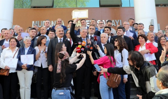 Mudanya Belediye Başkanı Deniz Dalgıç Göreve Başladı