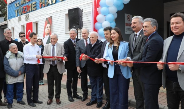 Mudanya Kapalı Yüzme Havuzu Açıldı