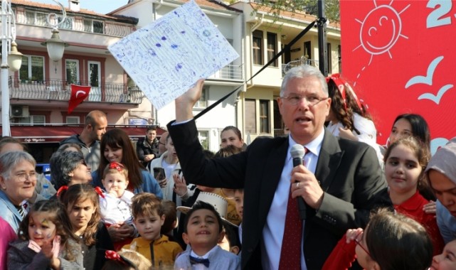 Mudanya’da 23 Nisan’da Tarihi İmza: Çocuklarla Geleceğe Sözleşme