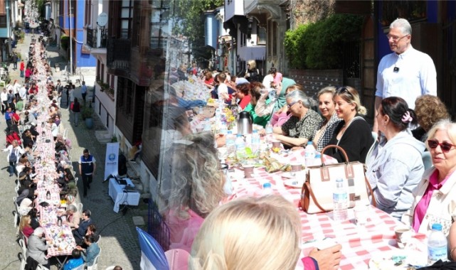 Mudanya’da Anneler Günü: Sofrada Sevgi, Meydanda Emek