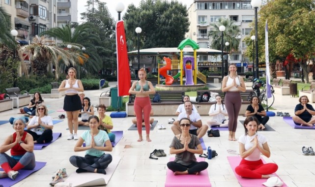 Mudanya’da Pazar Sabahı Yoga İle Başladı