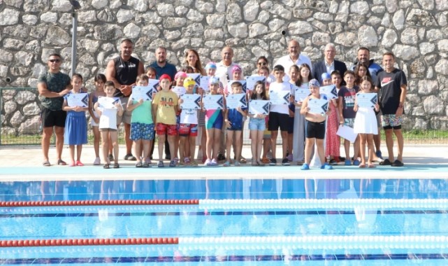 Mudanyalı Minik Yüzücüler Sertifikalarını Aldı