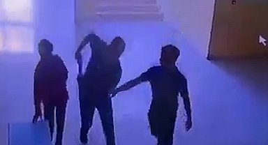 Öğretmene okulda demir sopalı saldırı