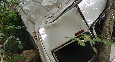 Ordu'da türbe ziyaretinden dönen minibüs devrildi, 11 yaralı